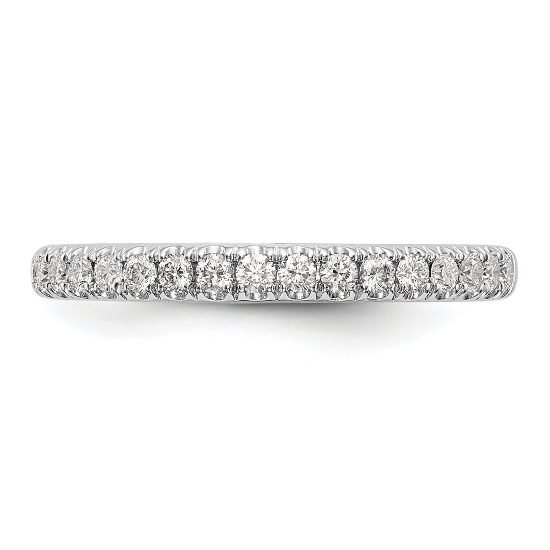 Elegant diamond eternity band with a continuous row of sparkling stones.