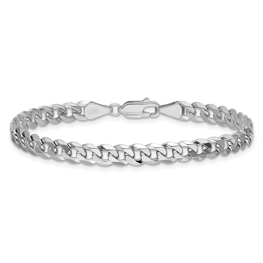 Elegant silver chain bracelet with a secure clasp.